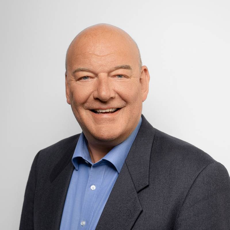  Martin H. Raschinski