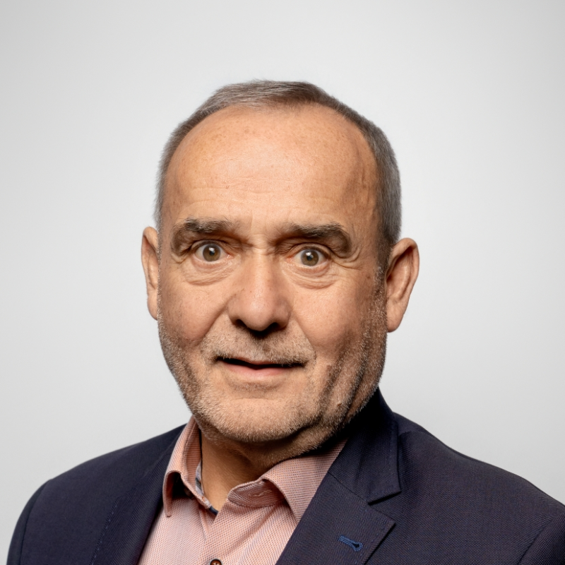 Dr. Ludwin J. Vogel