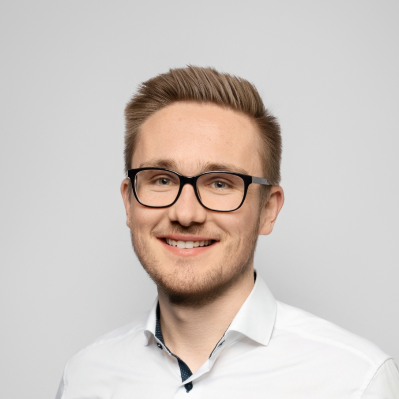  Lukas D. Gregori
